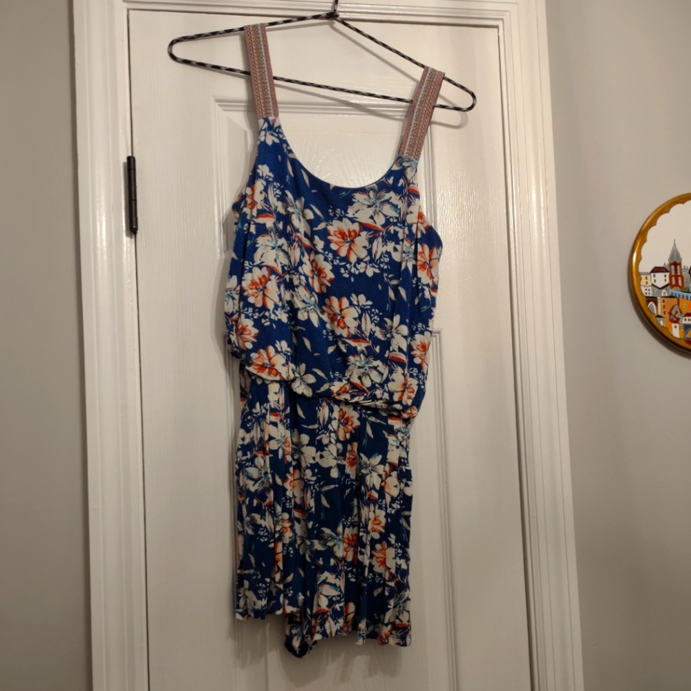 Floral small romper